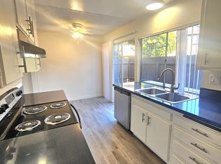 1071 Walnut Ave #1B-1BA-790SQFT, Tustin, CA 92780