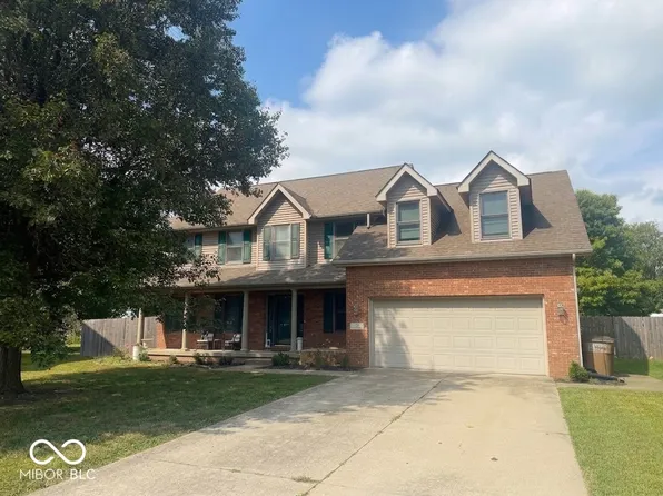 1992 Westminster Pl, Columbus, IN 47201