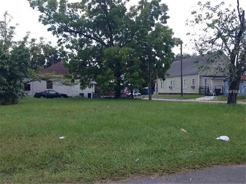 2nd image of 2301 E 12th Ave