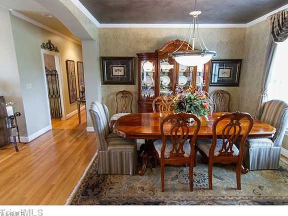 5th image of 6956 Bridlewood Dr