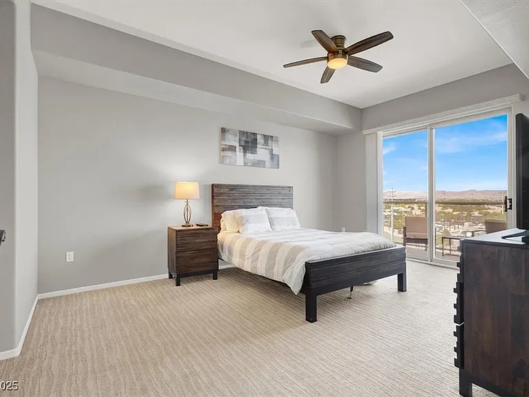 8255 Las Vegas Blvd S #722 — Photo 15