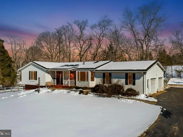 8564 Opal Rd, Warrenton, VA 20186