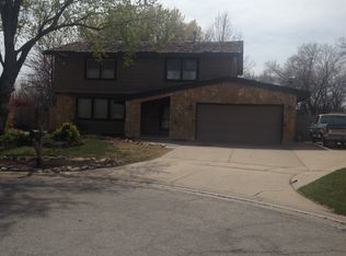 1461 N Caddy Ct, Wichita, KS 67212