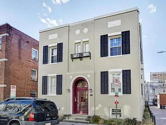 5th image of 1828 Riggs Pl NW APT 1