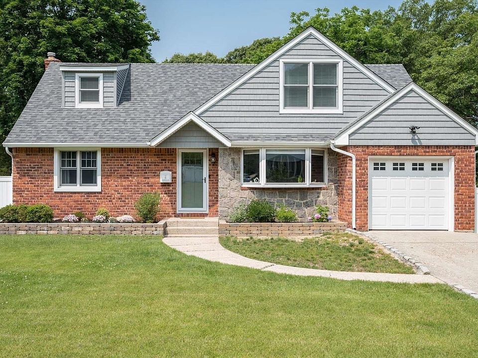 1st image of 15 Franklin Drive