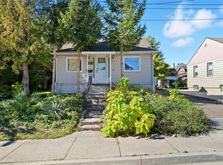 4741 1st Ave, Niagara Falls, ON L2E 4G6