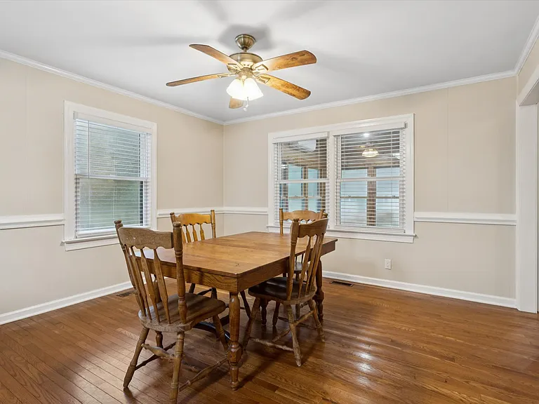 1728 Martin Rd — Photo 9