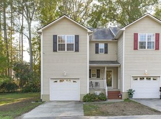 121 Stanopal Dr, Cary, NC 27511