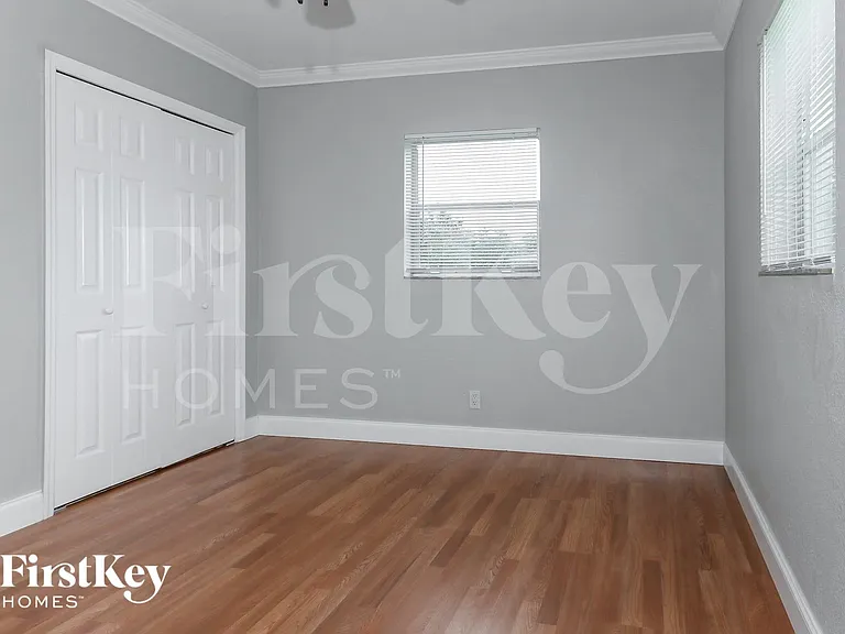 6231 NW 20th St — Photo 10