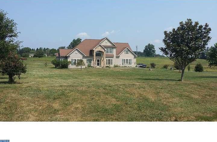 1st image of 109 W London Grove Rd