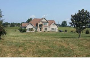 109 W London Grove Rd, West Grove, PA 19390