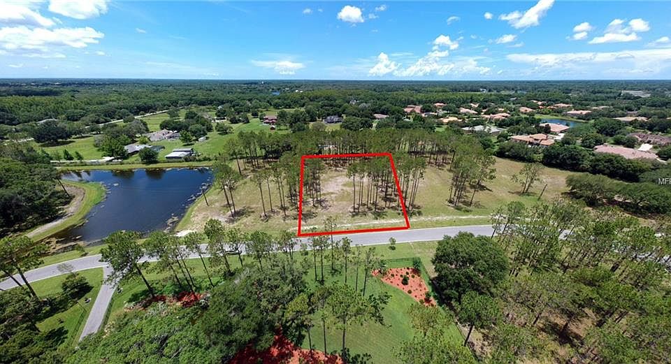 2nd image of 16128 Carencia Ln