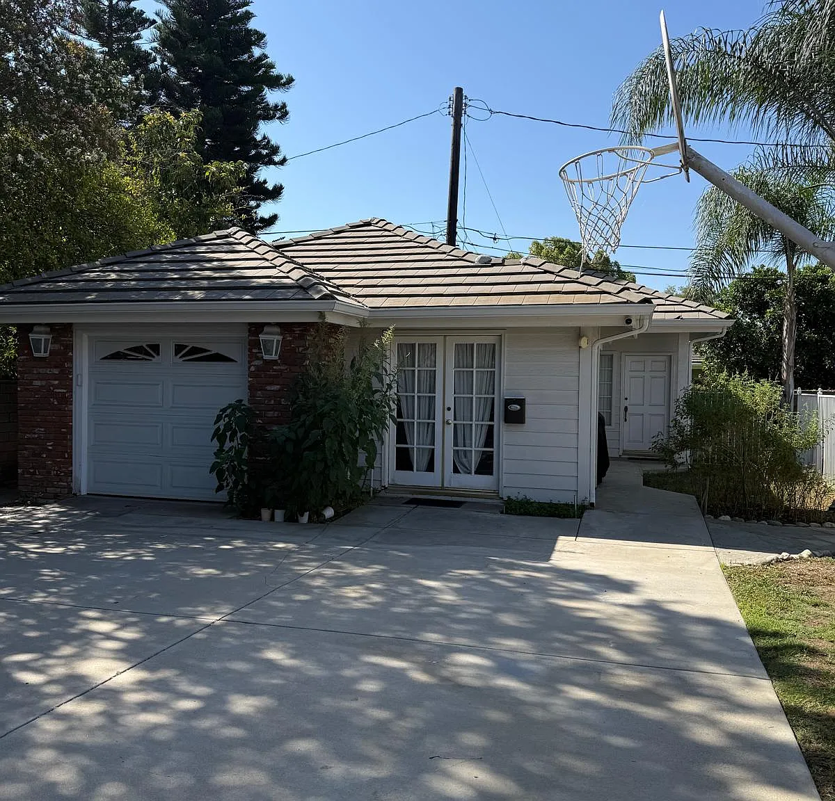 1 bed, 500 sqft, $1,800 — Photo 1