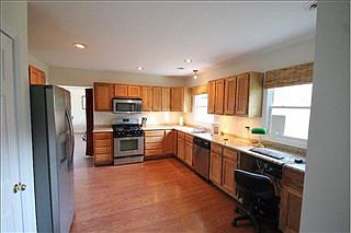 4th image of 105 Lookout Dr