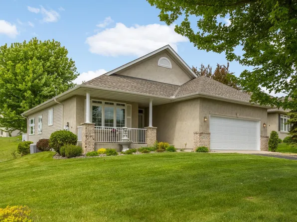 19134 Inndale Dr, Lakeville, MN 55044