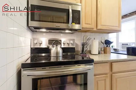 2 bed, 1.0 bath, $2,495 — Photo 2