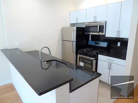 Rented by Highline Residential | media 23