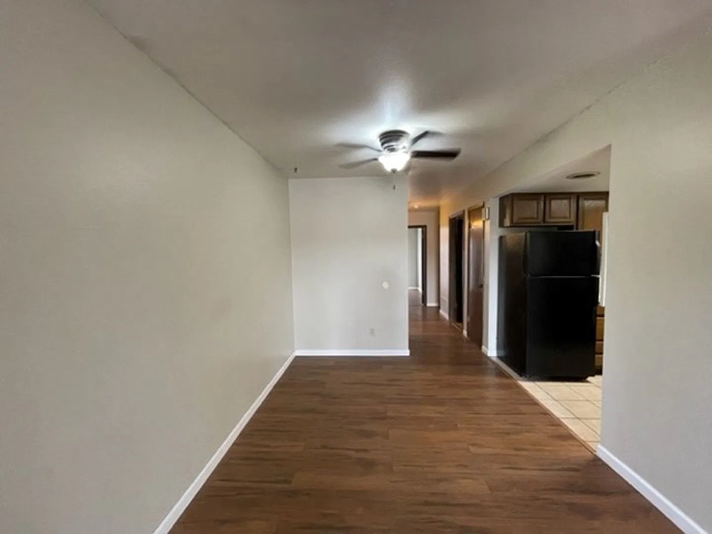 1013 Plaza Del Sol — Photo 4