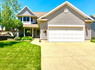 1913 3rd St, Peru, IL 61354