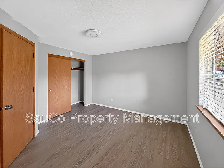 205 NW 8th Ct — Photo 14