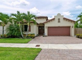 15480 SW 176th Ln, Miami, FL 33187