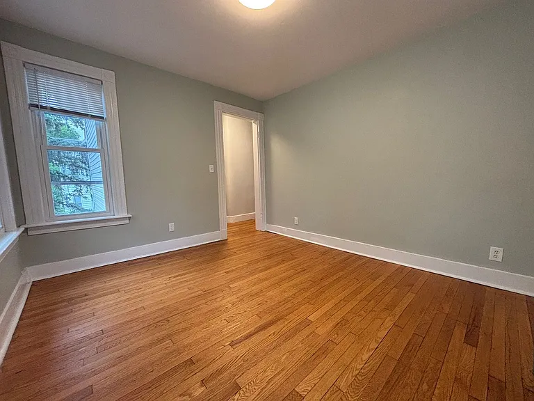 85 Avon St — Photo 3