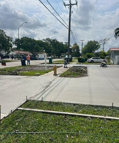 CONCRETE DRIVEWAY 2