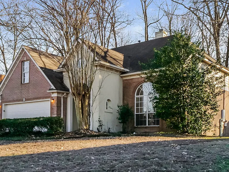 8421 Trinity Rd — Photo 4