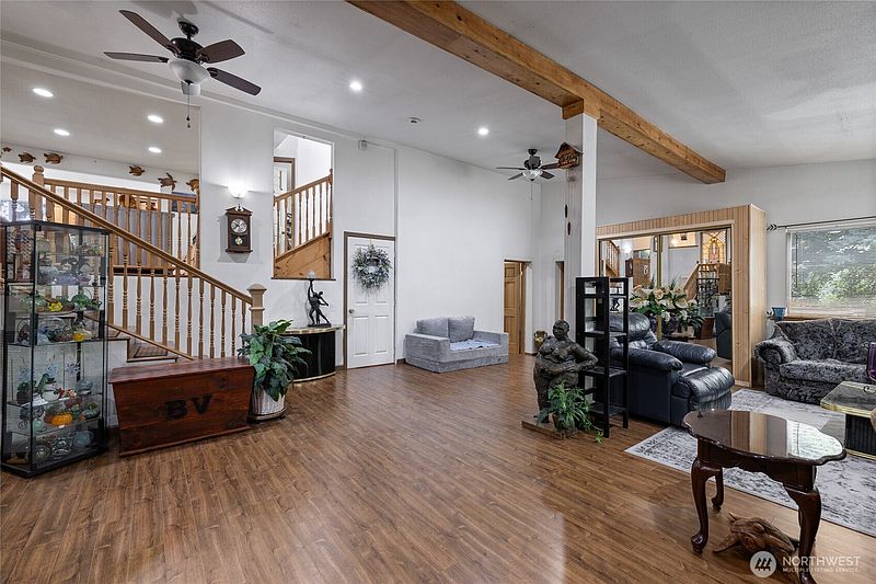 4th image of 3312 67th Avenue W