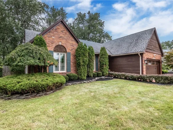 82 Bragg Ct, Buffalo, NY 14221