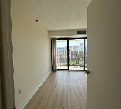 5th image of 1530 Key Blvd N #1111