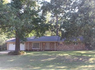 205 Rosedale Dr, Lufkin, TX 75901