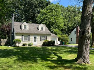 106 Southland Dr, Rochester, NY 14623