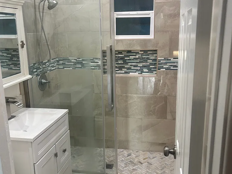 20602 Berendo Ave — Photo 4