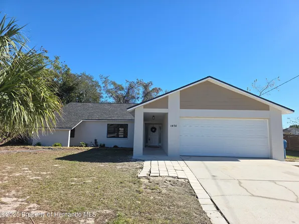 1076 Stratton Ave, Spring Hill, FL 34609