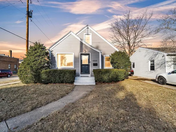6928 34th AVENUE, Kenosha, WI 53142