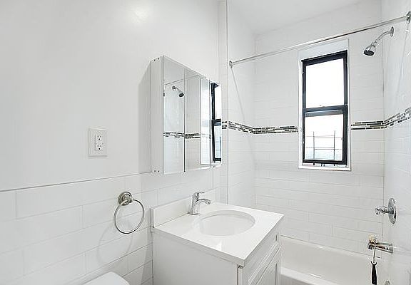 5th image of 501 W 167th St APT 10