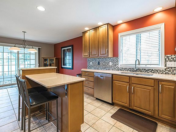 4th image of 3703 Harbor Ridge Trl