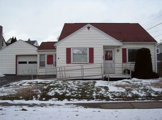 323 W Filbert St, East Rochester, NY 14445