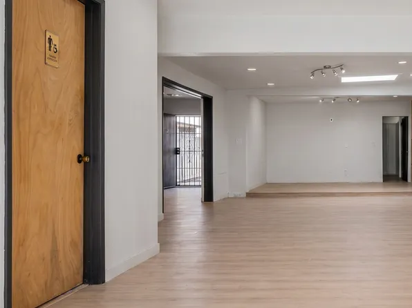 2172 Pacific Ave Unit B, Long Beach, CA 90806