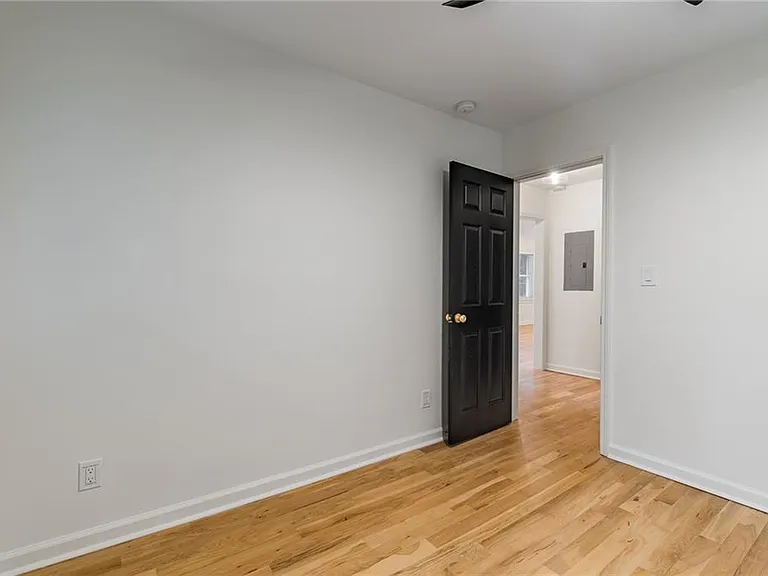 2093 Wildrose Dr — Photo 25