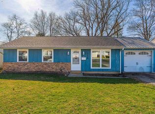 325 McDivitt Ave, Lincoln, IL 62656