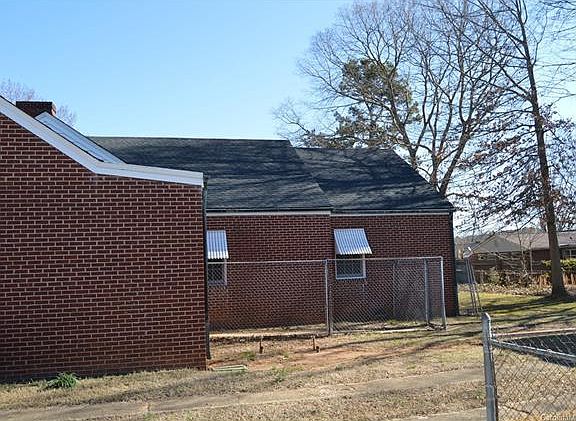 4th image of 532 E Front St