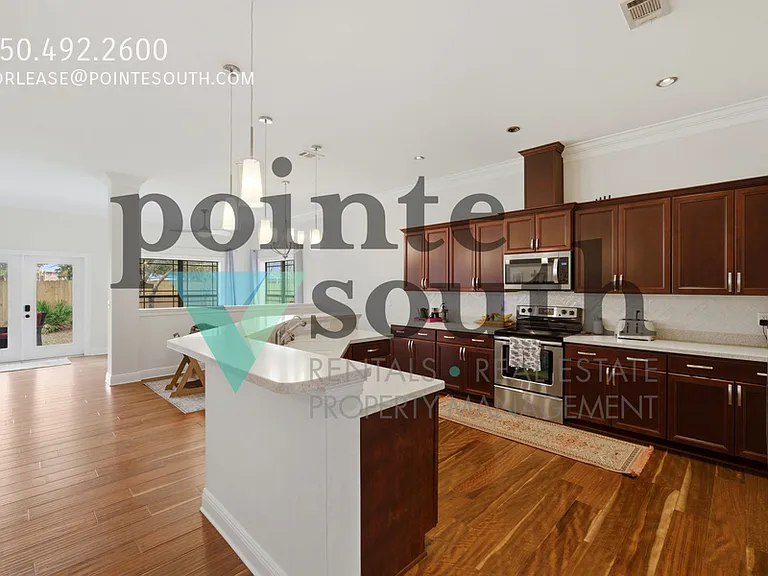 16264 Atoll Dr — Photo 2