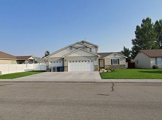 110 Lightning St, Mtn Home, ID 83647