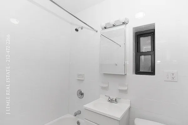 Rented by J. Lemle Real Estate | media 49