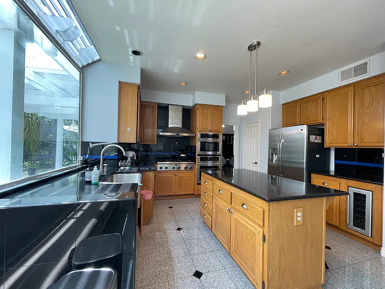 14276 Elmwood Ln — Photo 8