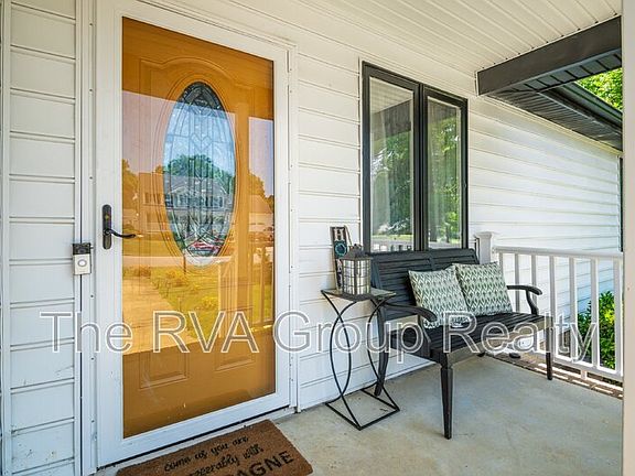 4th image of 324 Mallard Dr