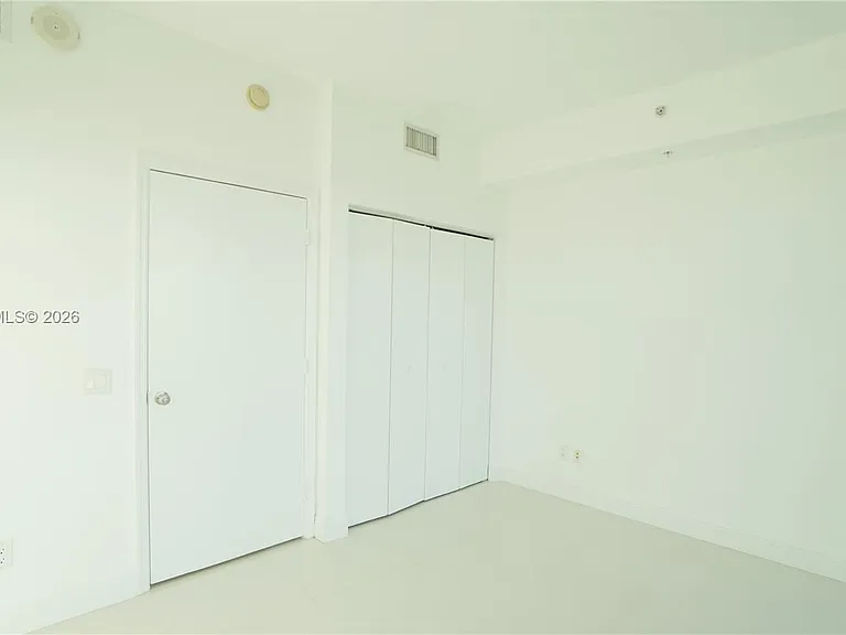 60 SW 13th St #2215 — Photo 16