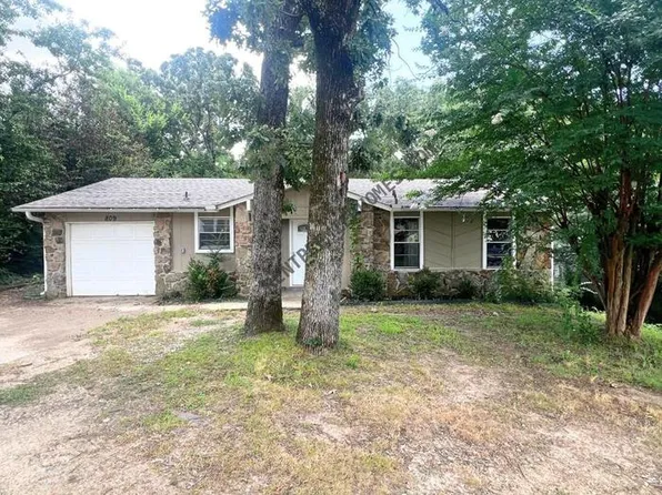 809 Nicole Dr, N Little Rock, AR 72118